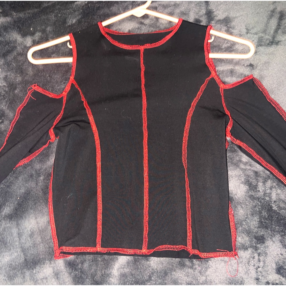 Long sleeve alt top